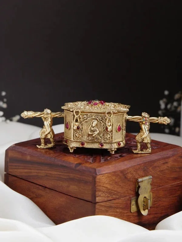 Traditional Pallaki Kumkum Box